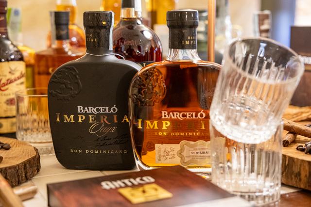 Rum, sigari e distillati